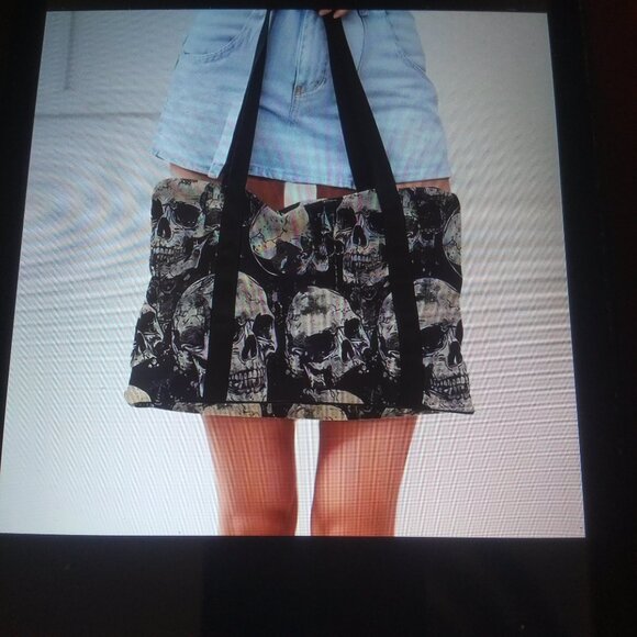 Black Skull Tote Bag - Picture 4 of 5